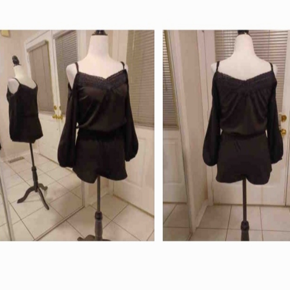 4/$60 Open Shoulder Black Romper - Size XS